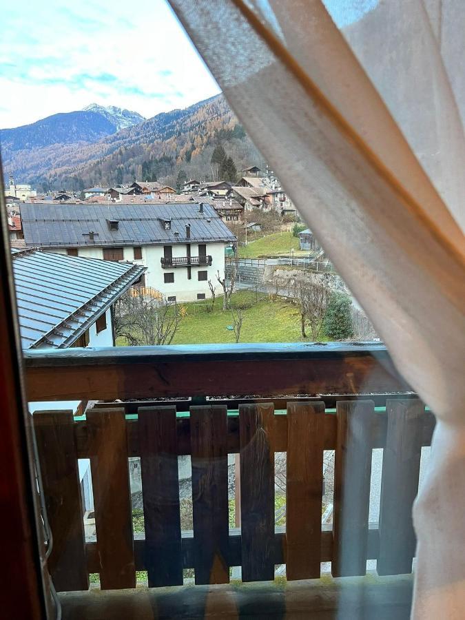 Апартаменти Mansarda Tra Le Dolomiti Di Brenta Bocenago Екстер'єр фото